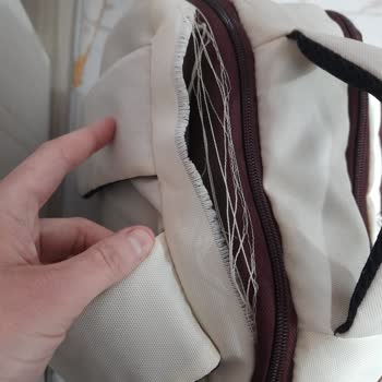 FLO Mağazasından Aldığım Lumberjack Çanta 3 Günde Yırtıldı