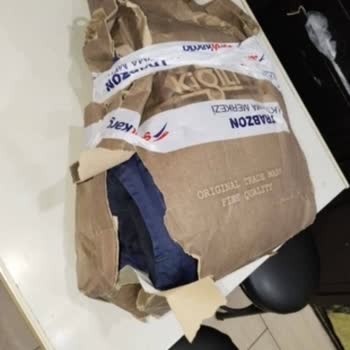 Sürat Kargo Ürünüme Zarar Verip Yırtılmış Ve Pakete Zarar Vermiş