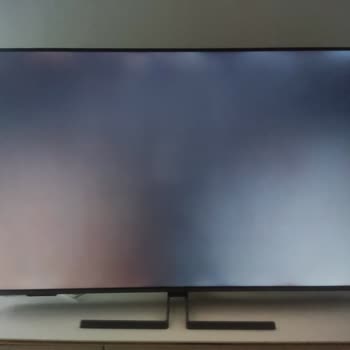 Grundig Televizyon Bulutlanma Ve Işık Sızması