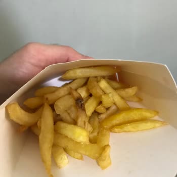 Burger King Fiyaskosu: Plastikli Chicken Burger Ve Tatsız Yemekler