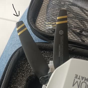 Corby Drones Kendi Kendine Uzaklaşıyor