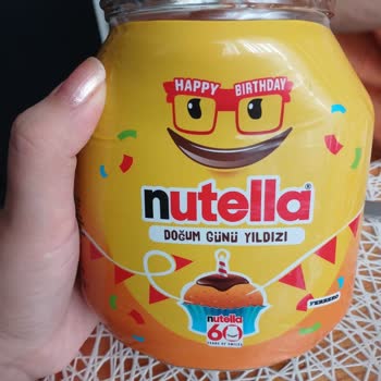 Uzun Zamandır Nutella Tüketicisiyim. İçin De Noktacıklar Vardı.