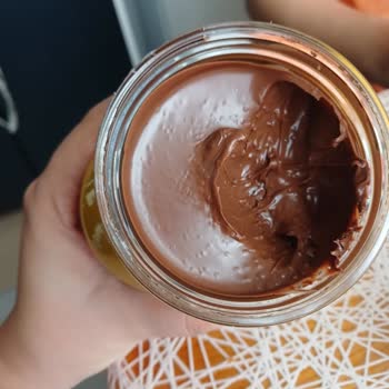 Uzun Zamandır Nutella Tüketicisiyim. İçin De Noktacıklar Vardı.