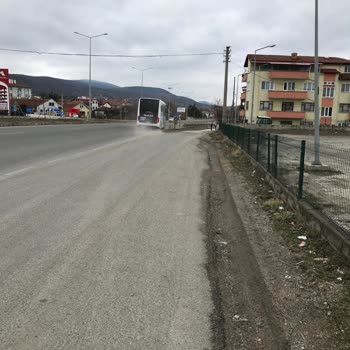 Kamil Koç Beni Terminalde Değil Yolun Kenarında İndirdi.