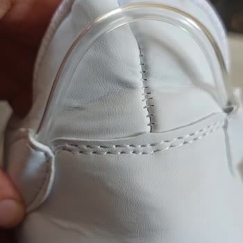 Tonny Black 1 Alana 1 Bedava Kampanyasından Sorunlu Ayakkabı