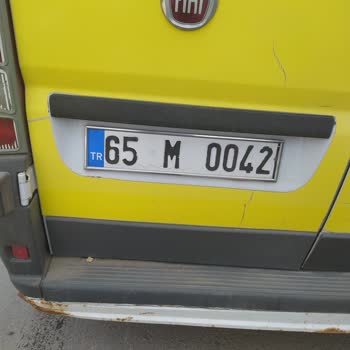 Van Büyükşehir Belediyesi Minibüs Bekleme Süreleri Ve Yolcu Şikayetleri