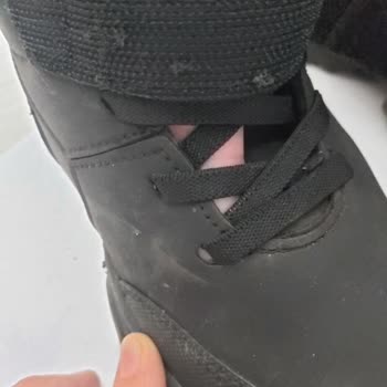 Vicco Ayakkabı Aldığımız Botun Su Almasıyla İlgilenmedi