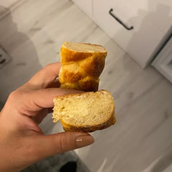 Pakmaya Sert Yapıyor Ve Kabartmıyor
