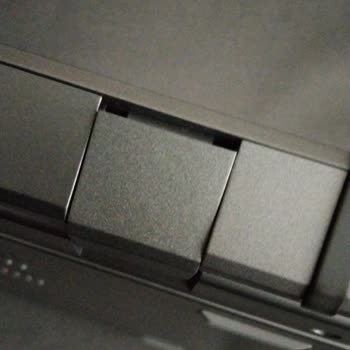 Casper Nirvana C500 Menteşe Sorunu