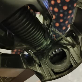 Bosch Seri 6 Dik Süpürge