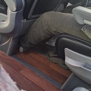 Metro Turizm Otobüste Ayakkabı Çıkarılmasın