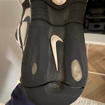 Nike Air Max Taban Patlaması