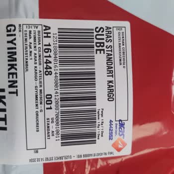 Aras Kargo Giyimkent Şubesi Sorumsuz, Saygısızca Yaklaşımları Var,
