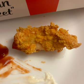 KFC Minyatür Menüye Başlamış