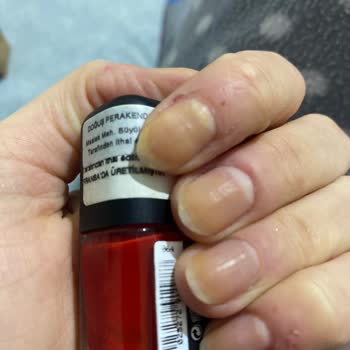 Kiko Oje Tırnak Sararttı