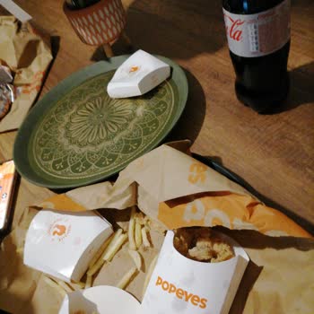 Popeyes İzmit Şubesi Eksik Sipariş Gönderip Mağaza Kapatıyor!