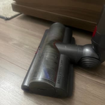 Dyson V15 Halı Süpürme Parçası Bozuk