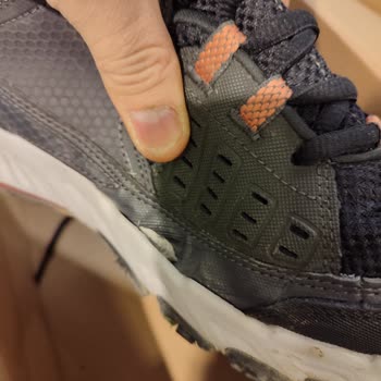 Skechers Ayakkabımın 2 Ay İçinde Açılması