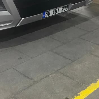 Kamil Koç Kulaklığımı Unuttum 68ABY 900