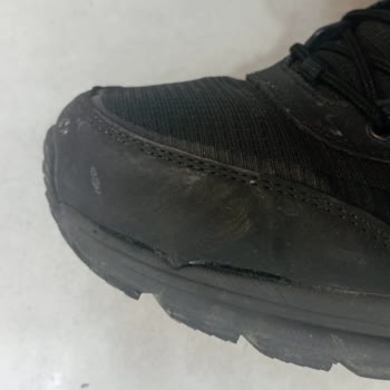 Skechers Ürününün Arkasında Durmuyor!