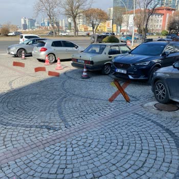 Ankara Memorial Hastanesinin Önündeki Otopark Oyunu