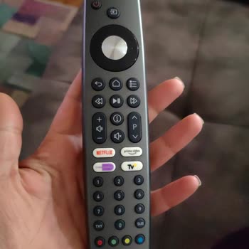 Grundig TV'de Sesli Komut Özelliği Var Kumandayla Eşleşmiyor.