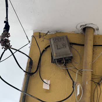 Türk Telekom Altyapı Ayıbı Üst Yapımı Demeliyiz?