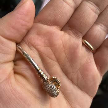 Pandora Mücevher Pandora Bilekliğim Sarardı