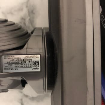 Dyson V15 Süpürge Kırık Başlık Servis Ve Parçanın Değişim Yapmamaları