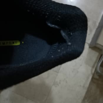 FLO Ayakkabı FLO Mağazasından Aldığım Ayakkabı 1 Sene De Pert Oldu