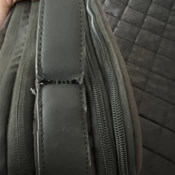 Samsonite Garantisi Biten Çantanın Tadilatıyla İlgilenmedi