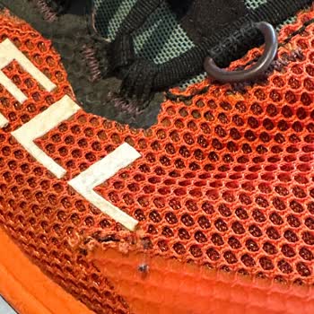 Merrell Sporayakkabı Fileleri 2,5 Ay Sonra Yırtıldı