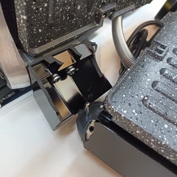 D&R Kırık Tost Makinesi İademi Yapmıyor