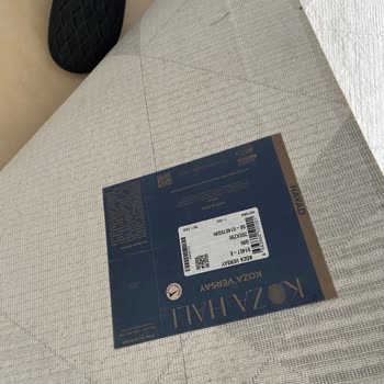 Koza Halının 8 Ayda Ne Kadar Kotu Olduğunu Görün