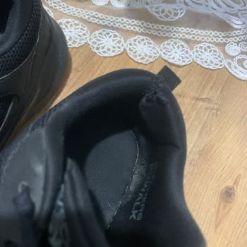 Boyner Skechers Ayakkabı 3 Ayda Dağıldı