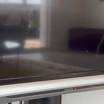 Philips TV Kırmızı Işık Yanıp Sönüyor