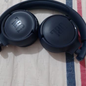 JBL 570bt Uygulamaya Bağlanmıyor.