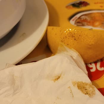 Karşıyaka Çarşı By Döner Çamurlu Limon Ve Müşteri İletişimi Sıfır
