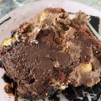 Mado Pişmanlıktır Pastaları Kötü Çıkıyor