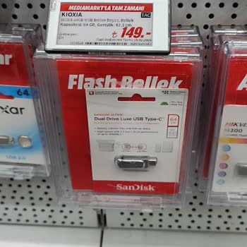 Media Markt Beylikdüzü Etiket Oyunları