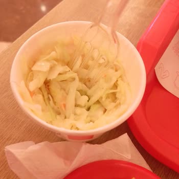 KFC Özensiz Çalışma Şikayet