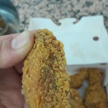 Popeyes Özlüce Özdilek AVM'de Yaşanan Tatsız Yemek Deneyimi