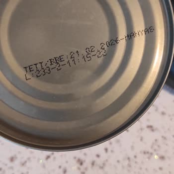 Tukaş Salçasında Saç Teli Çıktı