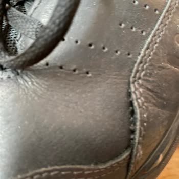 Ecco Ayakkabı Ecco Üretim Hatasını Kabul Etmiyor