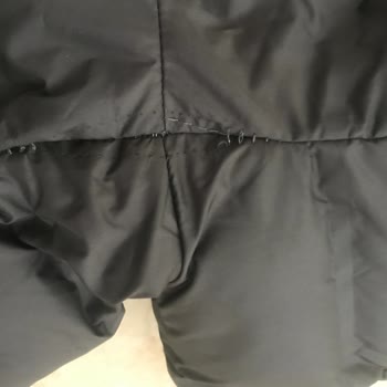 Zara Şişme Mont Sorunu