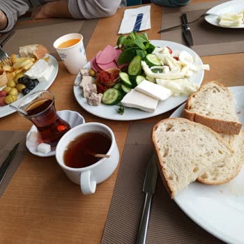 BURFAŞ Menüsü Tam Olmadan Aynı Parayı Alması
