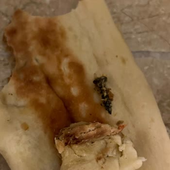 Çengelköy Börekçisi (Bir İstanbul Klasiği) Kıymalı Pideden Vida Çıktı