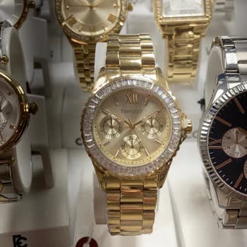 Ferrucci Ferruci Taşlı Saat Garantiden Gelmedi