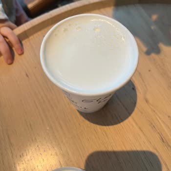 Starbucks A City Çalışanları Ve Hizmet