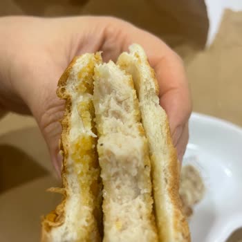 Packet Burger Tavuk İçinden Çıkan Kıl